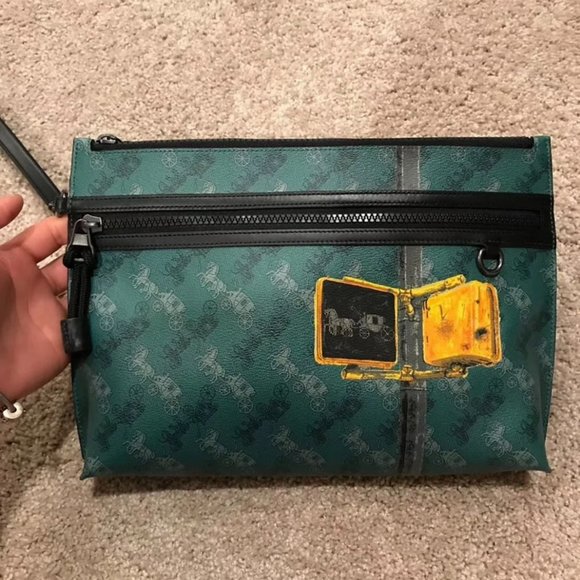 coach CARRYALL POUCH canvas f84738 - Picture 2 of 7